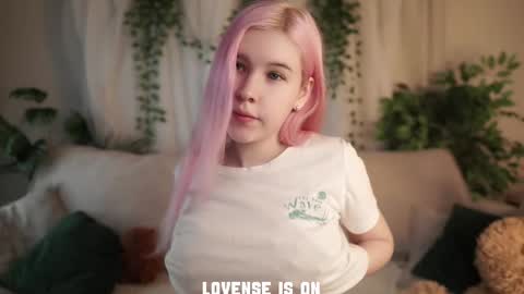 Eliz online show from December 2, 1:29 am