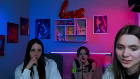 Bia online show from March 27, 3:13 pm