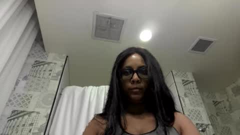 biancadoesitright online show from April 12, 6:33 pm