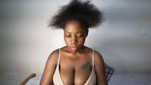 bigassmello_ online show from April 5, 8:52 pm