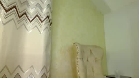 bigbaby004 online show from November 10, 7:42 pm