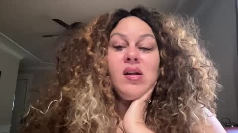Snapshot of bigbreastsabrina chatting on September 15, 4:25 pm BIG BREAST SABRINA online show from September 15, 4:25 pm