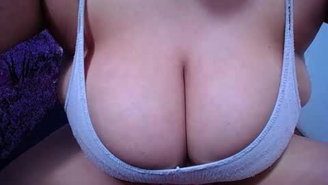  Sunny   online show from November 8, 4:06 am