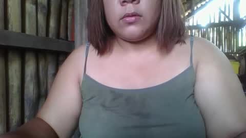 Snapshot of bighotmomma_25 chatting on October 10, 12:37 am bighotmomma_25 online show from October 10, 12:37 am
