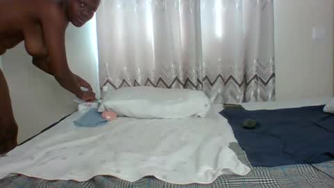 pretty online show from January 13, 9:46 am