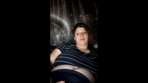 bigtitslala online show from April 8, 9:06 pm