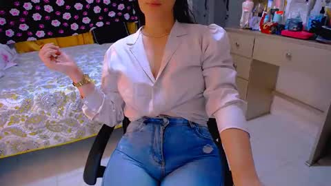 bittermomxxx online show from April 14, 11:27 pm