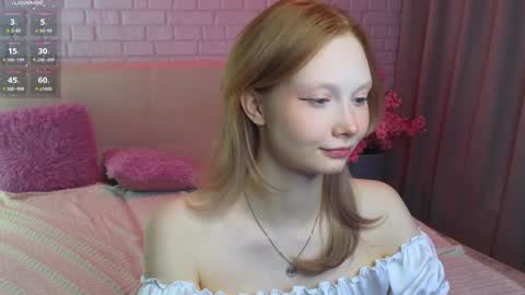 Snapshot of bjliki chatting on December 10, 2:59 am Merlizz  Ana  Emma online show from December 10, 2:59 am