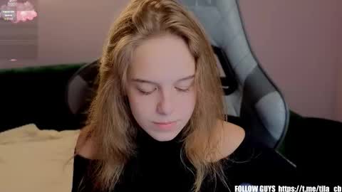 Snapshot of bjliki chatting on October 5, 12:32 pm Merlizz  Ana  Emma online show from October 5, 12:32 pm