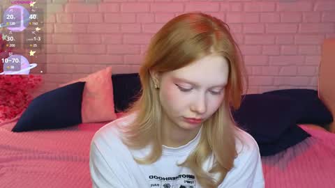 Snapshot of bjliki chatting on March 11, 3:58 am Merlizz  Ana  Emma online show from March 11, 3:58 am