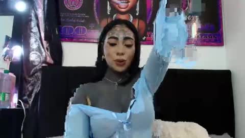 karenth soto online show from April 6, 10:11 pm