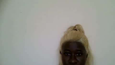 Snapshot of blackafrica2023 chatting on October 20, 6:05 am black african online show from October 20, 6:05 am