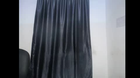 lela online show from April 13, 5:58 pm