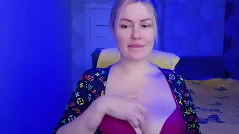 blackeyes11 online show from April 18, 2:36 am