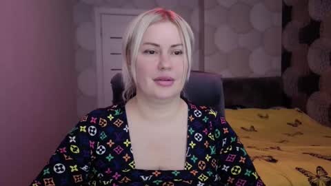 blackeyes11 online show from December 17, 2:49 am