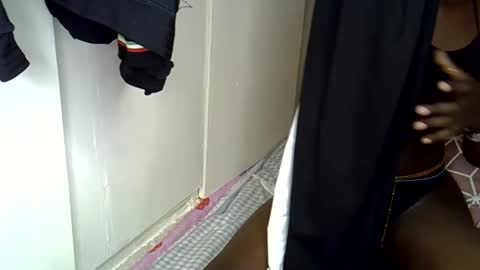 Blackmela online show from February 26, 7:51 am