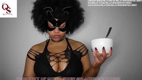 Queen Siren online show from February 16, 9:38 pm