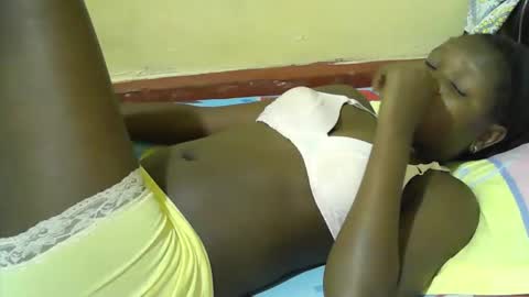 blackslim_girl2 online show from April 12, 8:06 am