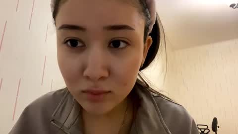 Mila online show from March 15, 3:03 pm