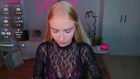 Nessa online show from July 24, 2:15 pm