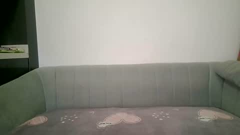 Snapshot of blondegirlg chatting on January 27, 8:28 pm blondegirlg online show from January 27, 8:28 pm