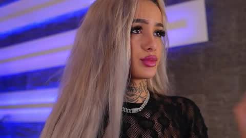 blondie_muller online show from December 3, 9:50 pm