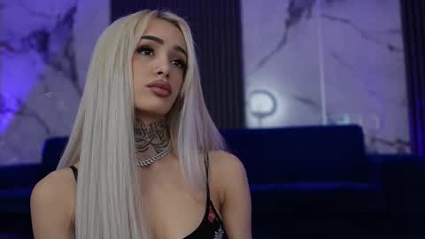 blondie_muller online show from February 19, 9:46 pm