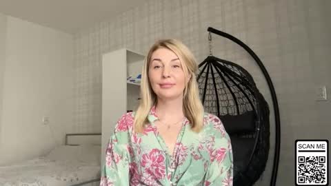 blondie_xoxoxo online show from March 26, 1:35 pm