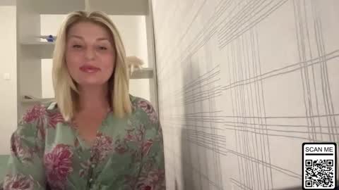 blondie_xoxoxo online show from October 31, 7:29 pm