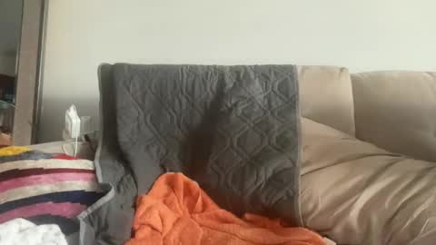 IM TRYNG online show from April 13, 10:10 pm