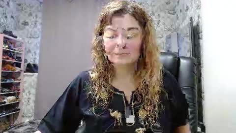 Snapshot of blondmilfs chatting on January 26, 1:36 pm BlondMILfs online show from January 26, 1:36 pm