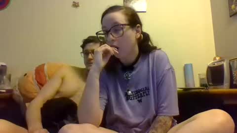 Blueeyedbeauty online show from February 3, 6:22 am