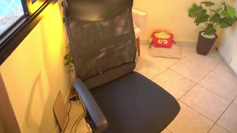 FLORAA online show from March 8, 9:24 am