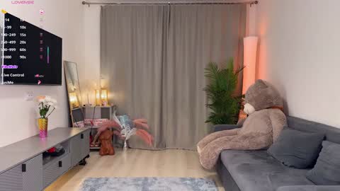 Mikki chan online show from November 25, 2:08 pm