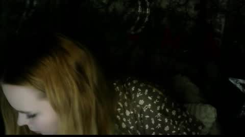 blushing_star online show from December 22, 4:21 pm