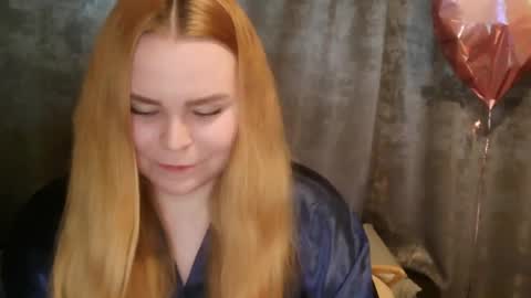 blushing_star online show from May 28, 4:16 pm