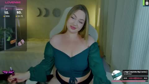 Snapshot of bodylina chatting on September 24, 6:29 pm  Lina  online show from September 24, 6:29 pm