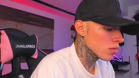 becky online show from November 17, 12:33 am