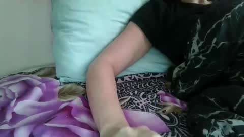 BonnieExcite online show from September 23, 8:45 am