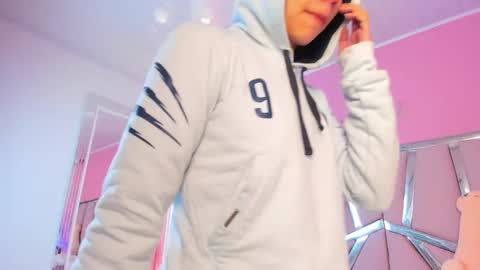 Bonnie  online show from February 13, 12:00 pm