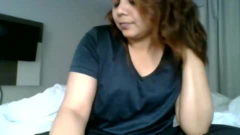 Snapshot of bookishdivya chatting on September 24, 9:41 am Divya online show from September 24, 9:41 am