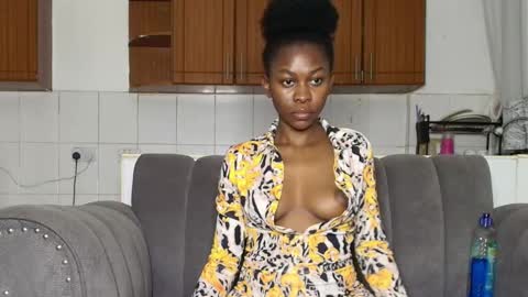 Heather online show from January 8, 8:57 pm