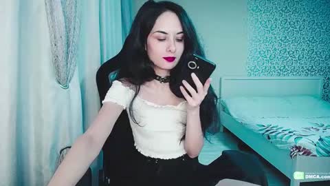 Helen  online show from December 18, 2:49 pm