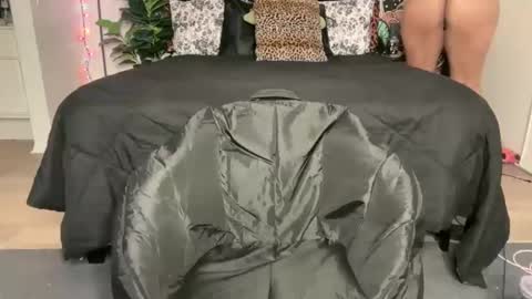 Puddin online show from December 16, 4:18 am