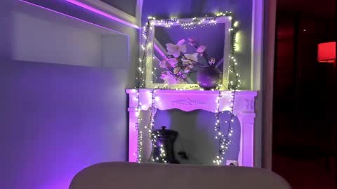 I see you X-twitter its braingirl online show from April 19, 6:10 pm