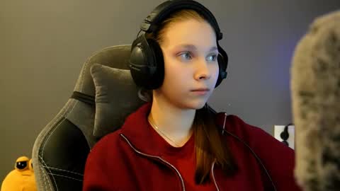 Alice online show from January 11, 3:28 pm