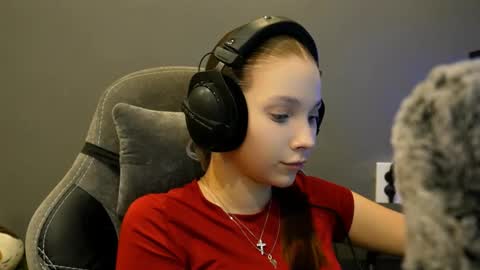 Alice online show from January 15, 3:07 pm