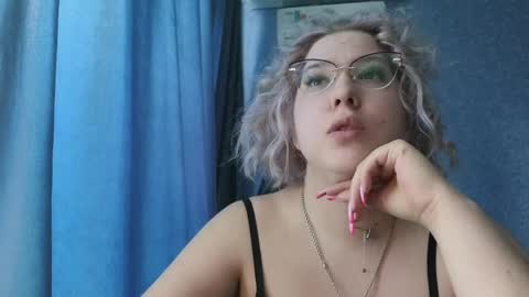 Belle  online show from April 11, 4:18 am