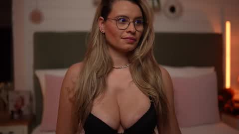 Alex online show from February 17, 5:18 am