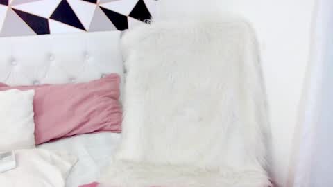 Alice online show from February 6, 11:04 pm